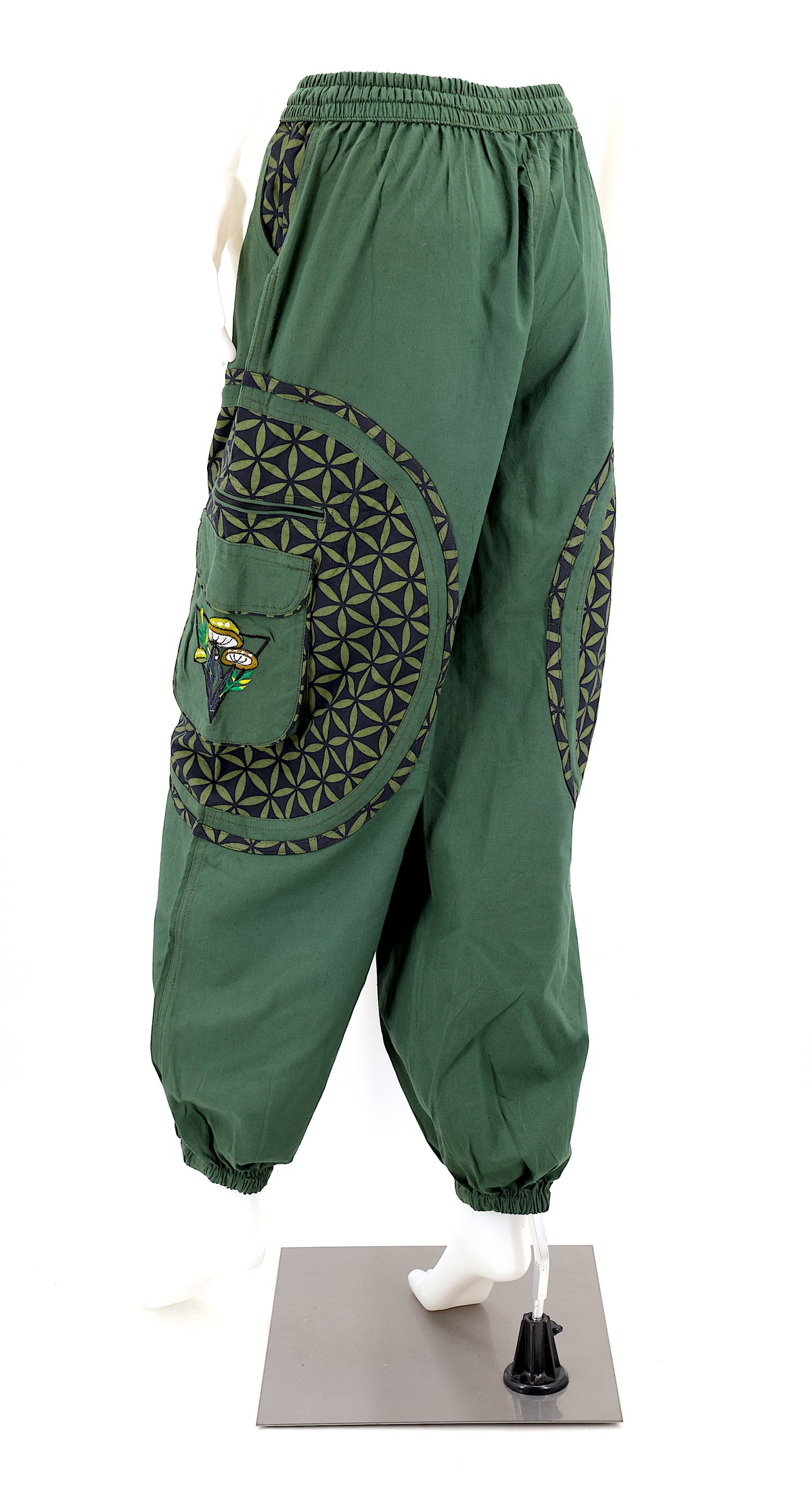 Rear view showcasing pocket placement and elastic waist