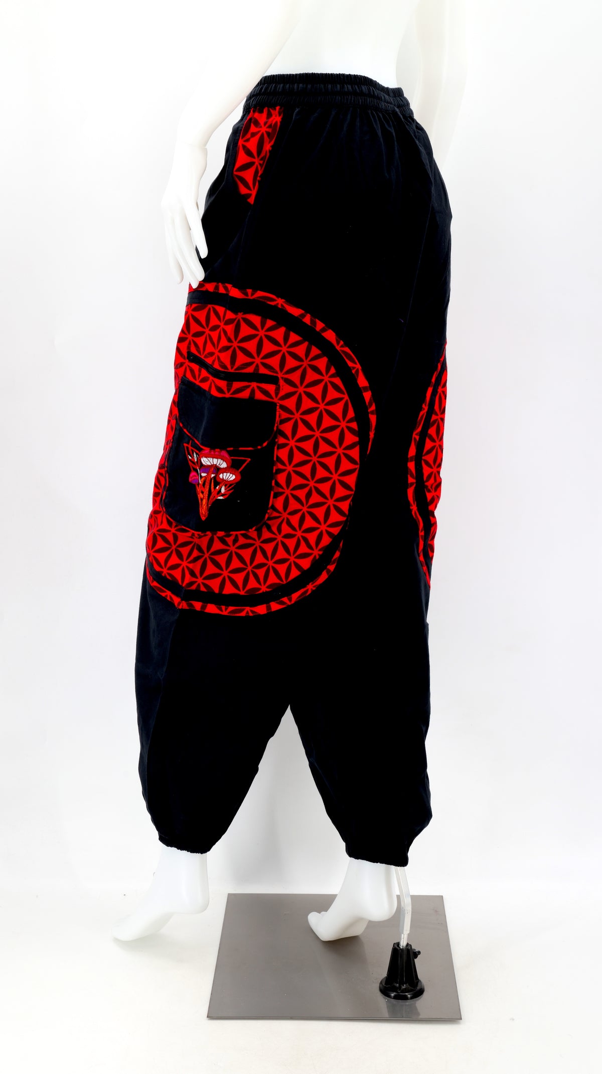 Rear view showcasing pocket placement and elastic waist
