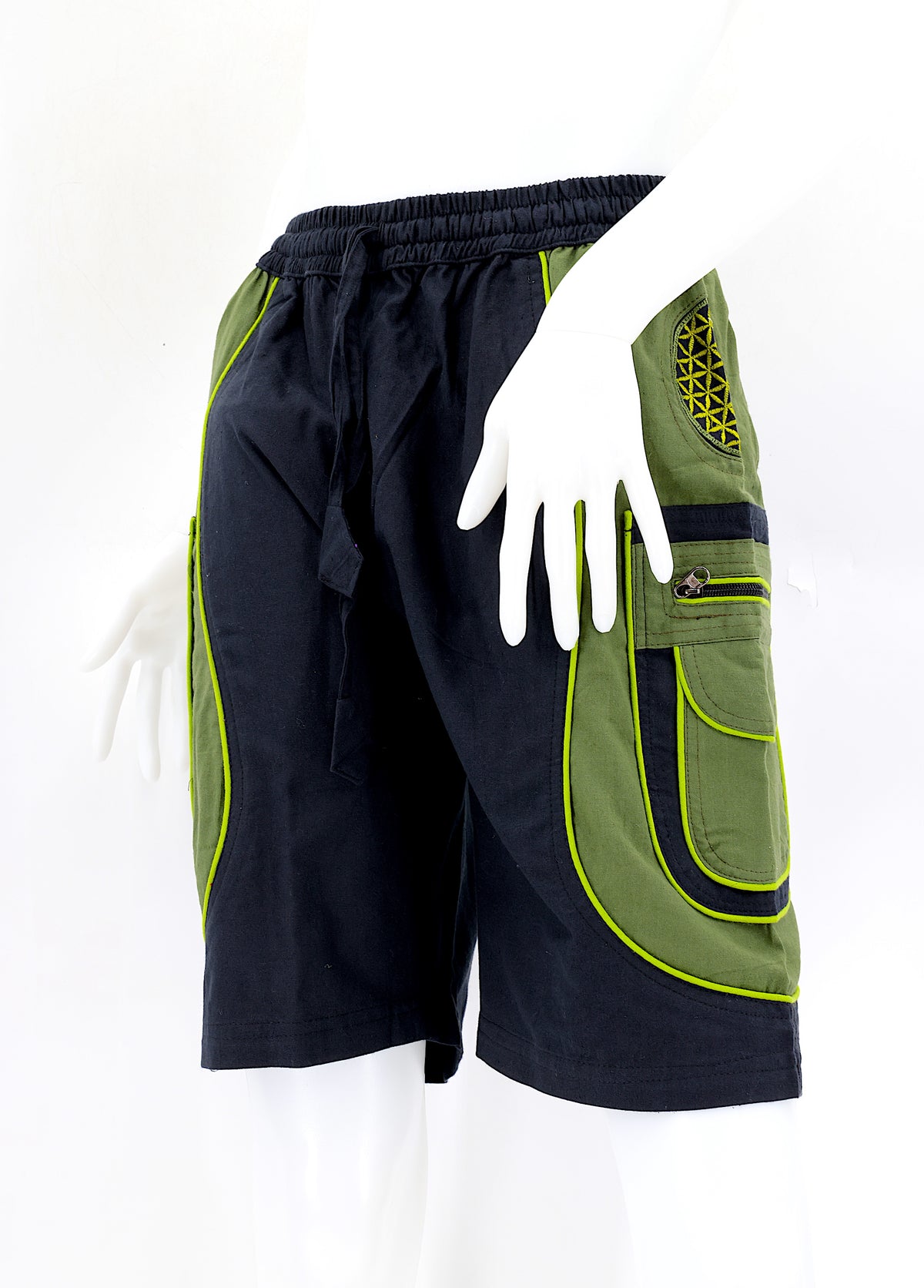 Bestickte Baumwollshorts „Blume des Lebens“