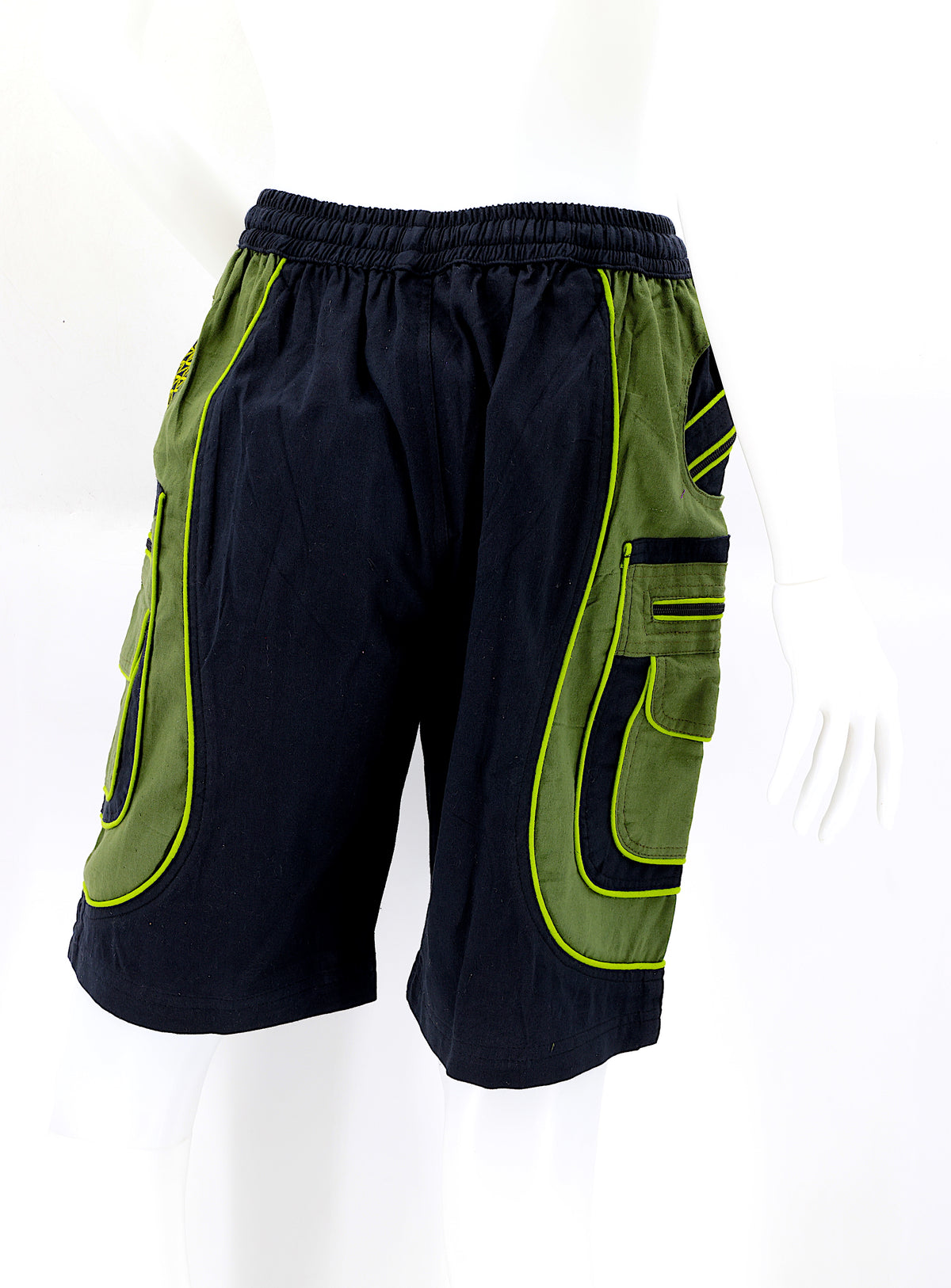 Bestickte Baumwollshorts „Blume des Lebens“