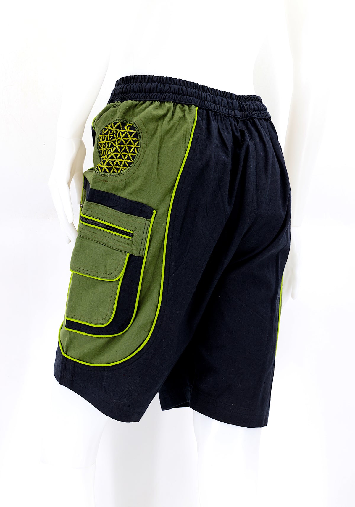 Bestickte Baumwollshorts „Blume des Lebens“