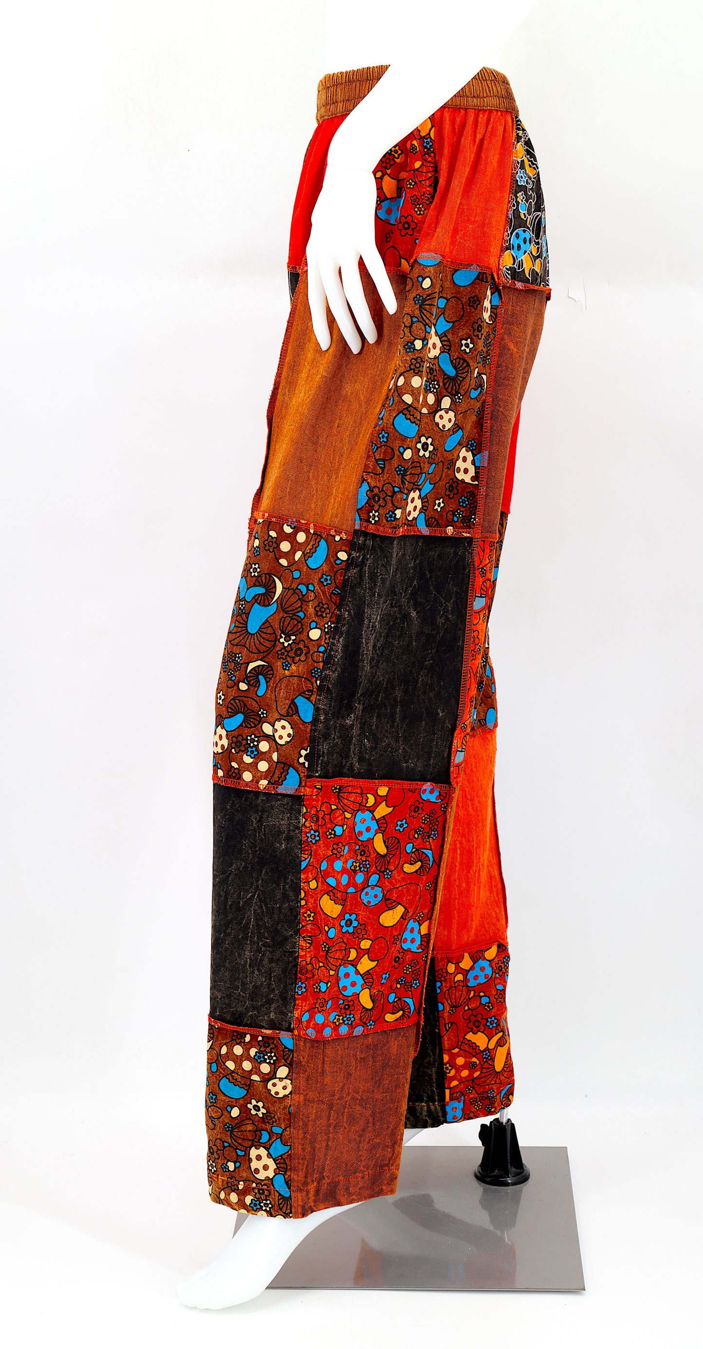 Erdtonfarbene Pilz-Patchwork-Baumwollhose mit geradem Bein