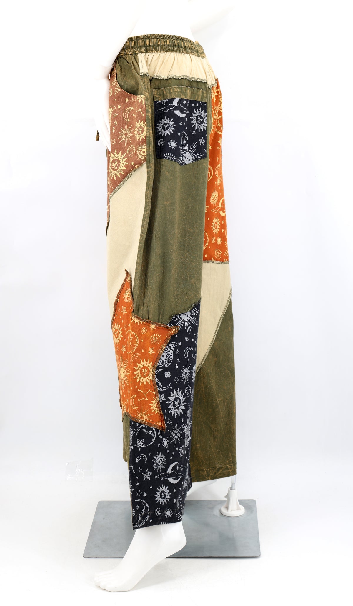 Freigeistige, künstlerische Patchwork-Palazzo-Hose mit weitem Bein