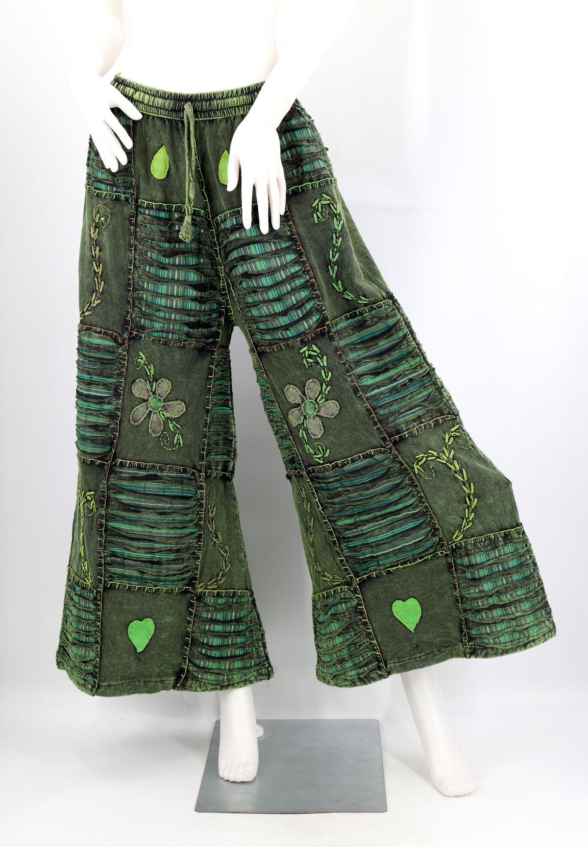 Pantalon palazzo patchwork à broderies florales | Pantalon large en coton