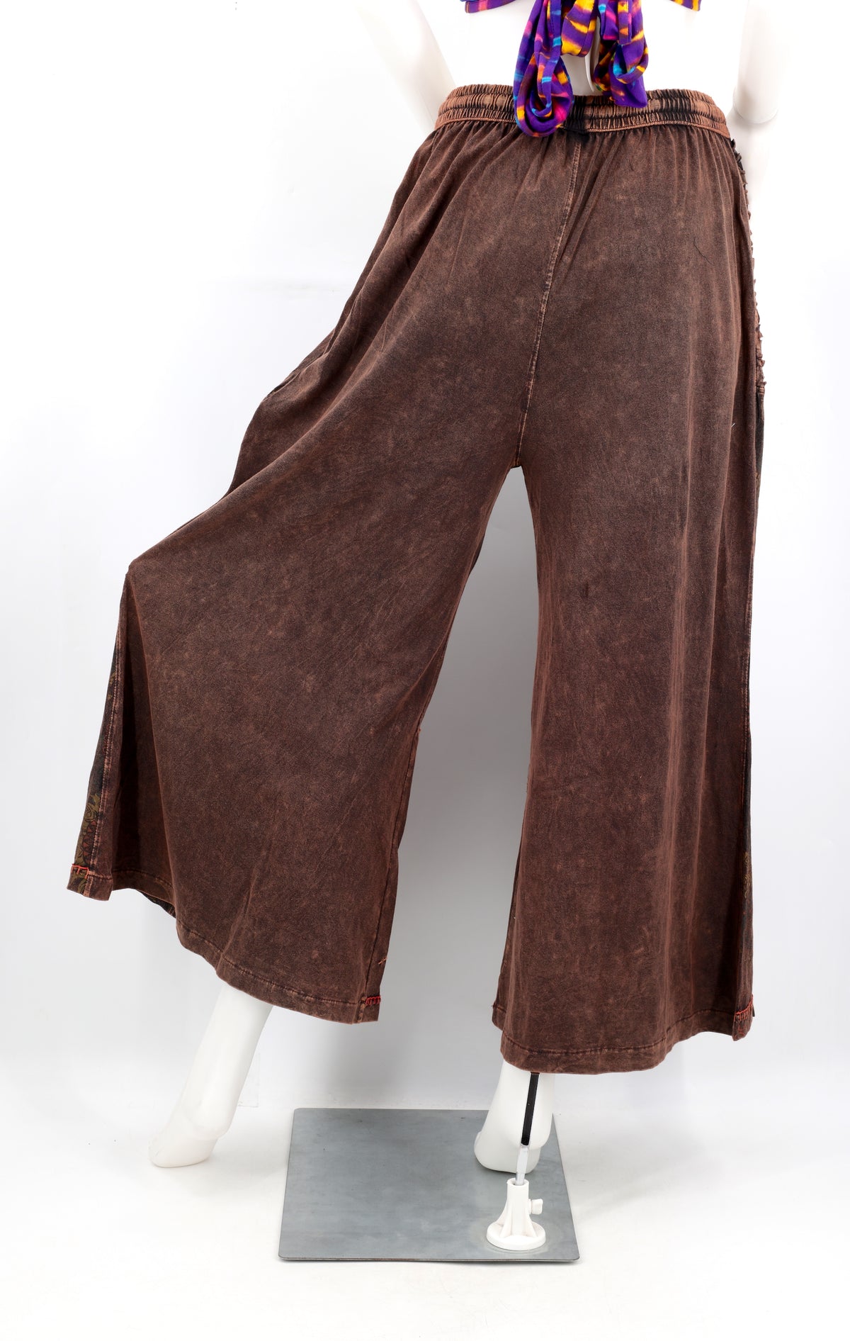 Weite Palazzo-Hose aus Baumwolle mit Blumenstickerei