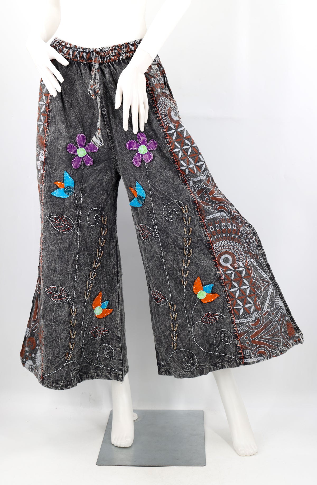 Pantalon palazzo multicolore à motifs brodés floraux | Pantalon large en coton