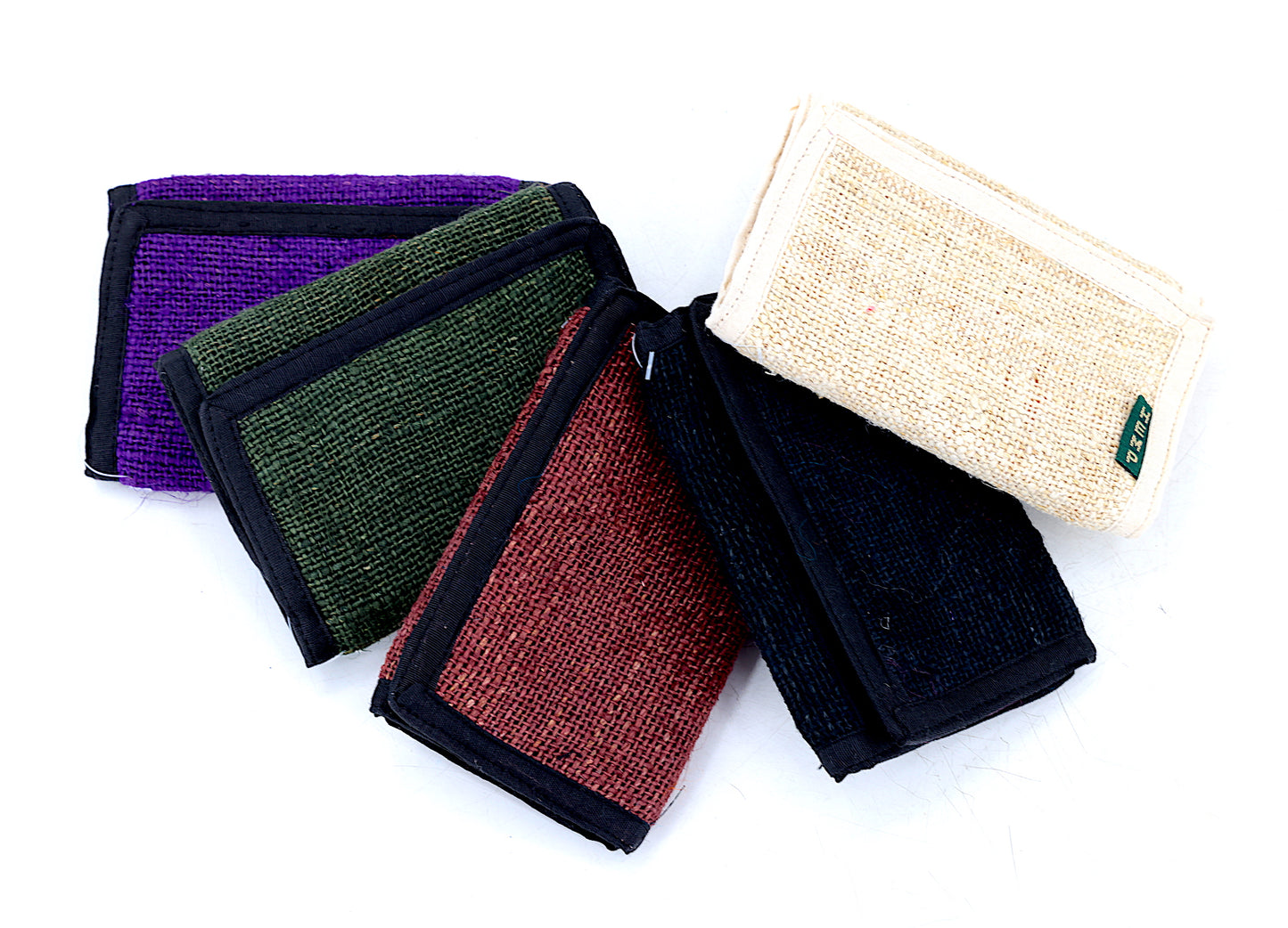 100%ヘンプ製ゾウの刺繍入り三つ折り財布