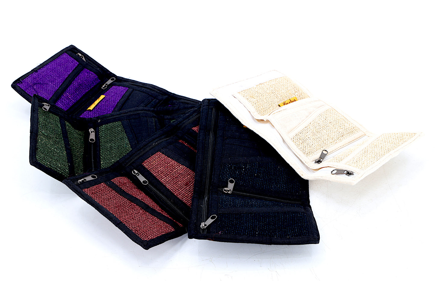 100%ヘンプ製ゾウの刺繍入り三つ折り財布