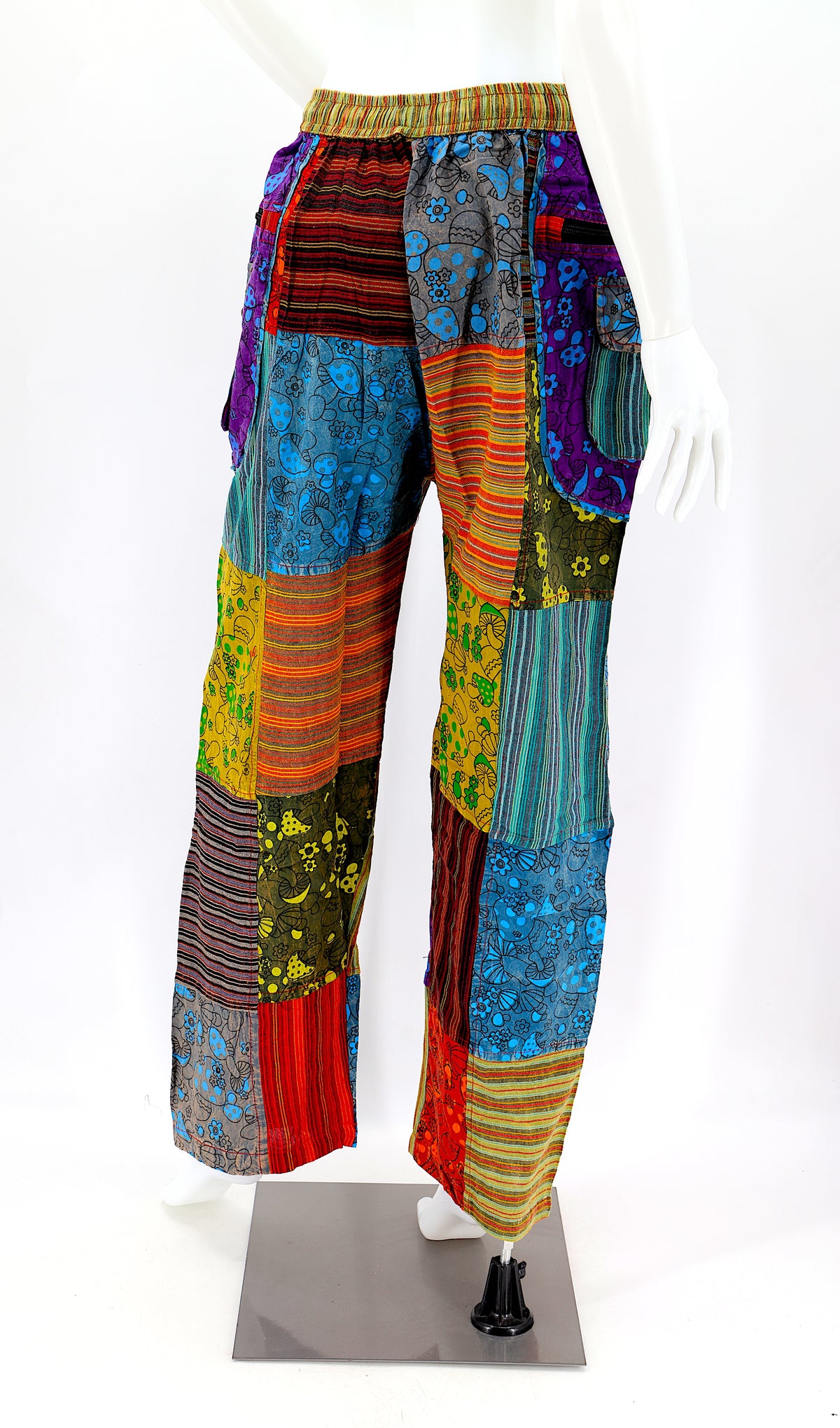 Künstlerische Pilz-Patchwork-Baumwollhose mit geradem Bein