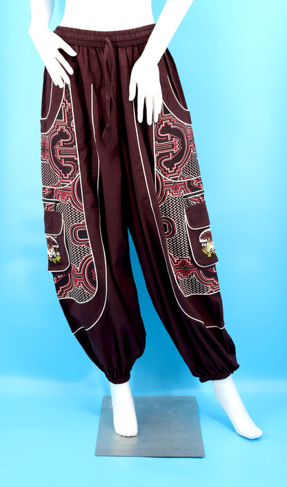 Geometrische Tribal-Haremshose mit mehreren Taschen | Handbestickte Baumwollhose mit Pilzmotiv