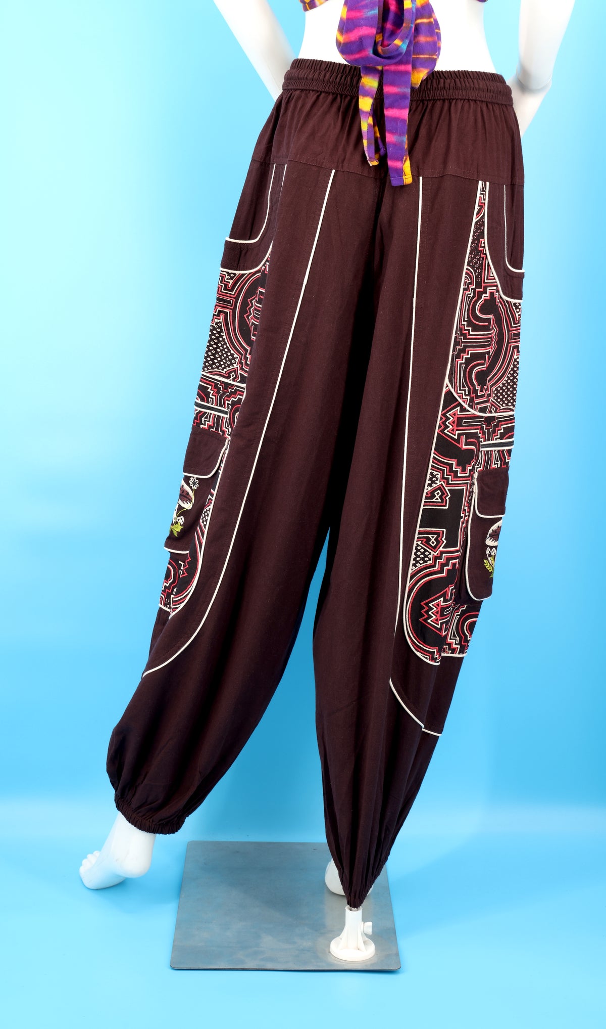 Geometrische Tribal-Haremshose mit mehreren Taschen | Handbestickte Baumwollhose mit Pilzmotiv